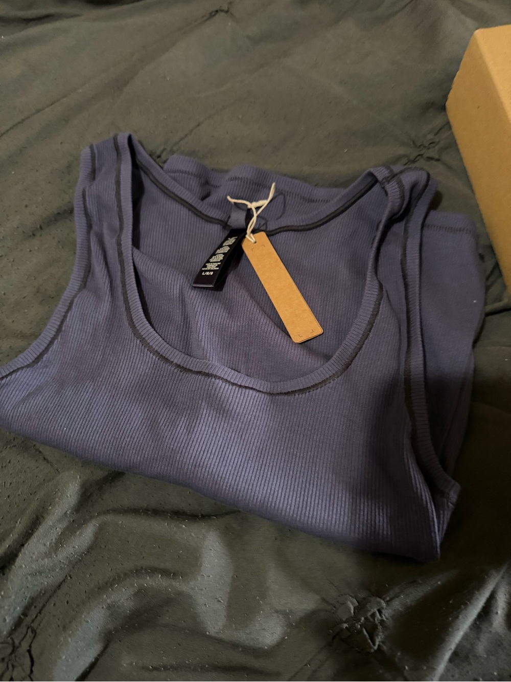 SKIMS Ribbed Crop Tank in Navy